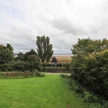 Holiday home Shore View